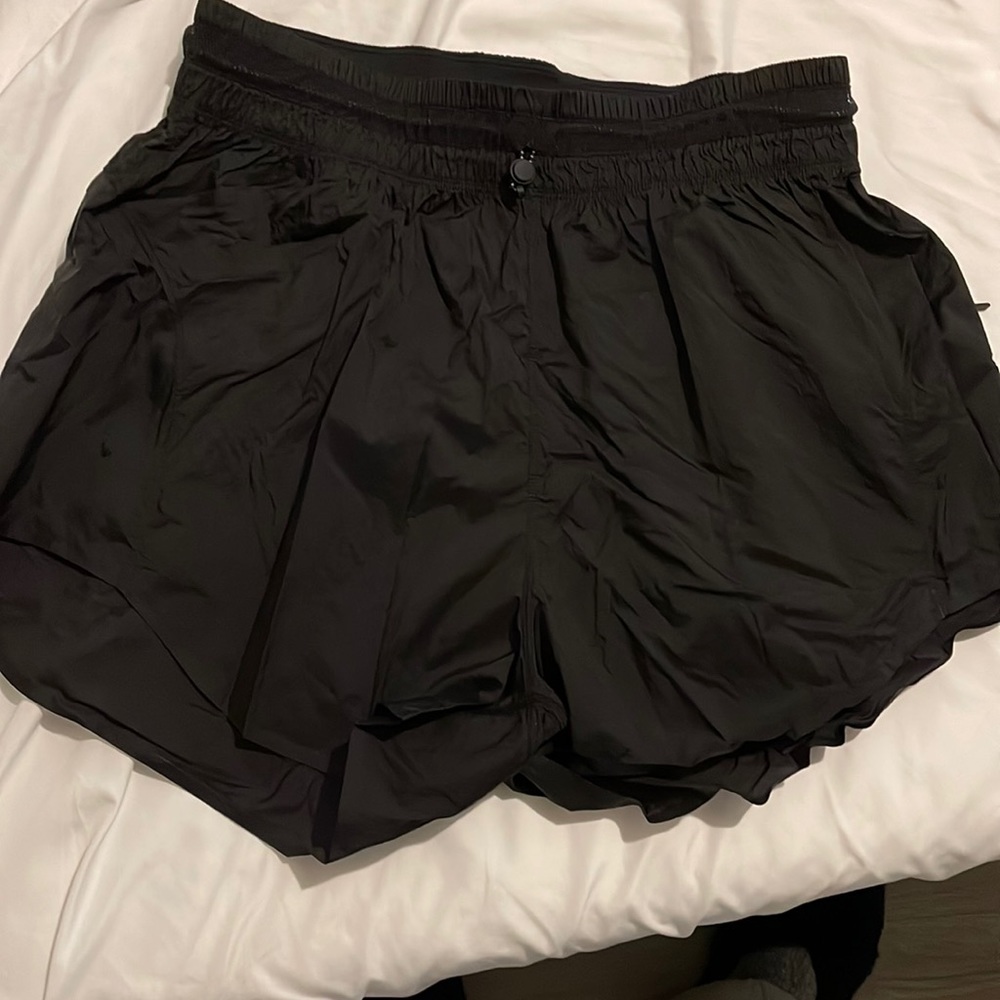 NWOT lululemon running shorts